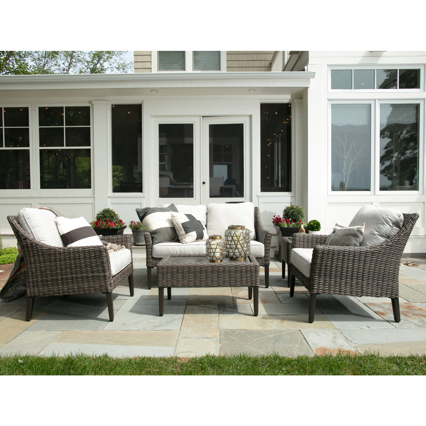  Yardbird Harriet Outdoor Loveseat Set with Fixed Chairs Outdoor Furniture