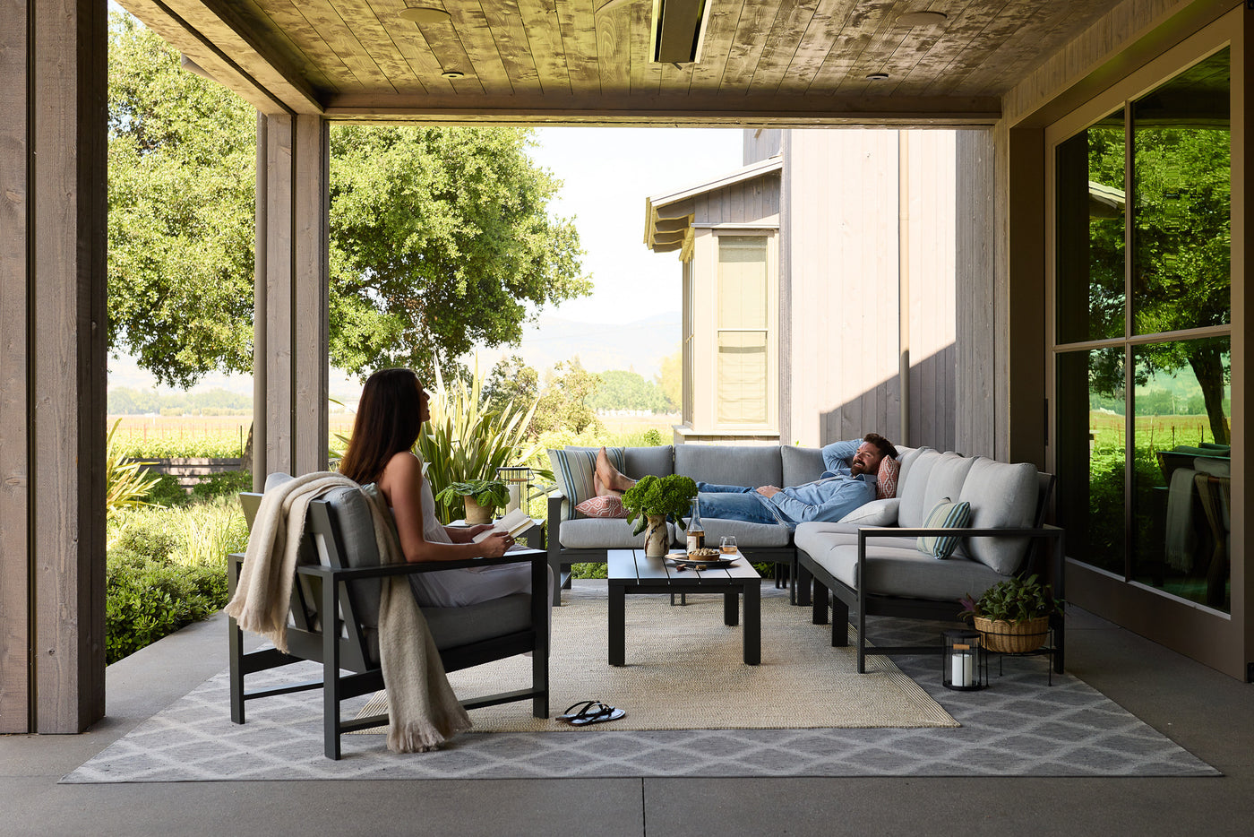 Palmer Large Sectional Set