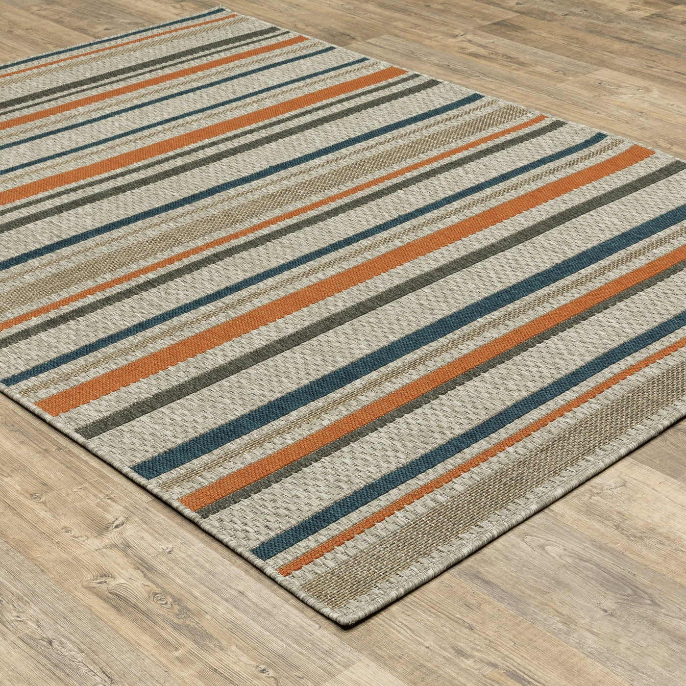 Latitude 602W Outdoor Rug
